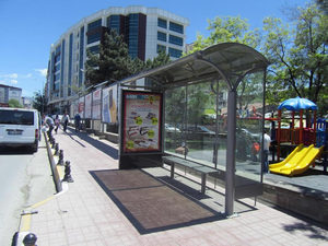 Chất Lượng Cao Hình Chữ Nhật Hình Dạng Xe Buýt Nơi Trú Ẩn Loại Mới 2 LED Di Chuyển Hệ Thống Quảng Cáo Ngoài Trời Quảng Cáo CLP Mupi Ánh Sáng Hộp - Product Image 3