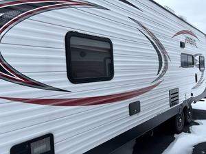 F-o-r-e-s-t R-i-v-e-r Vengeance 25V d'occasion 2017 - Product Image 6