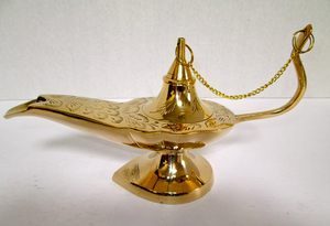 Lampe d'Aladin décorative en laiton massif, finition dorée, vaisselle, éclairage décoratif, cadeaux, accessoires en vente au prix de gros - Product Image 3