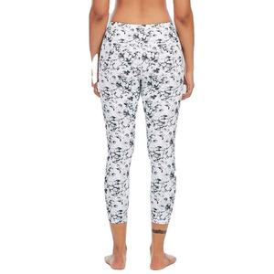Leggings en satin à taille haute et coupe ajustée pour femmes, imprimés sur mesure, étiquette privée, leggings de sublimation pour filles, vente en gros - Product Image 5