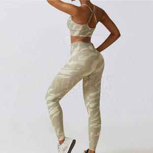 Service OEM, ensemble de yoga pour femmes sur mesure, 2 pièces, de haute qualité, écologique, respirant, léger, sans couture - Product Image 2