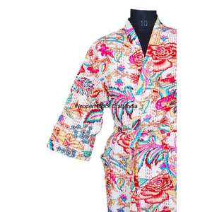 Veste matelassée pour femmes en coton biologique 100% Imprimé floral Fait à la main Kantha Manches trois quarts Pour filles et femmes - Product Image 4