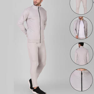 Ensemble de survêtement de sport pour hommes, tenue de jogging et de course, polyester de qualité supérieure, tissu respirant et à séchage rapide, personnalisation OEM/ODM disponible - Product Image 5