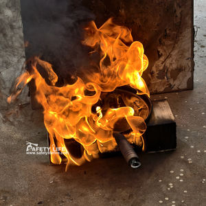 Extintor de Incendios Clase K/F Mini Morado para Uso Doméstico en Cocinas, con Etiqueta, Sachets de Química Húmeda para Combatir Incendios en Sartenes - Product Image 3