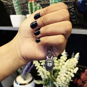 Collier pendentif lapin Labubu étincelant en argent sterling 925 plaqué rhodium avec diamants fantaisie en moissanite, hauteur du pendentif 5-7 cm - Product Image 1