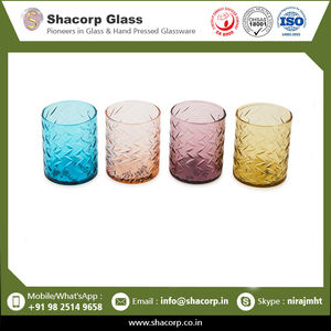 Vaso de vela de diseño moderno para decoración del hogar hecho a mano disponible a un precio razonable - Product Image 2