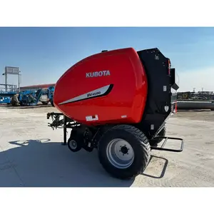 Presse à balles rondes Kubota BV4580NT 2020 état neuf avec moteur et moteur pour foin à la ferme - Product Image 2
