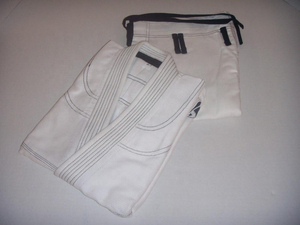 Último diseño 100% algodón blanco Jiu Jitsu uniforme parche personalizado Logo adulto Bjj Gi MMA Karate entrenamiento OEM servicio disponible - Product Image 2