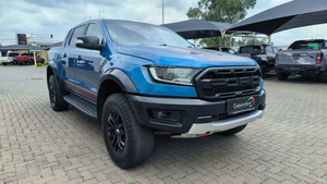 รถยนต์มือสองคุณภาพดีราคาประหยัด ปี 2022 ฟอร์ด เรนเจอร์ แร็พเตอร์ 2.0D ไบเทอร์โบ SE B4 ดิสก์เบรก 4x4 เกียร์ออโต้ แบบดับเบิ้ลแค็บ พวงมาลัยขวา - Product Image 3