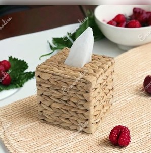Caja de pañuelos cuadrada de jacinto de agua Natural, caja de cubo de mimbre, servilletero tejido a mano de mimbre Natural decorativo para mesa - Product Image 2