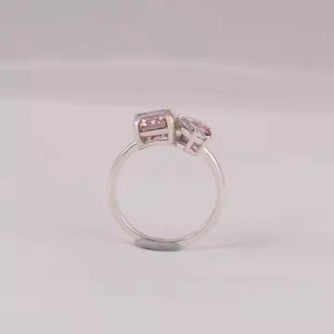 Bague de fiançailles de luxe en or massif 14KT pour femmes 2.6 carats multi-formes en laboratoire créé diamant certifié IGI - Product Image 5