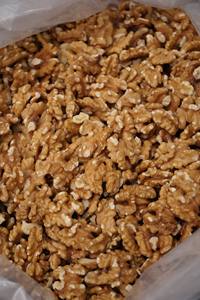 Premium Shelled Walnut Kernels Extra Light Halves A Grade Bulk Supply Export Quality New Crop - Ms. Tarina - Product Image 6