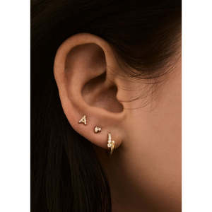 Boucles d'oreilles clous initiales en diamant, or 14K/18K, style vintage, blanc/jaune/rose, avec motif en forme de lettre - Product Image 2