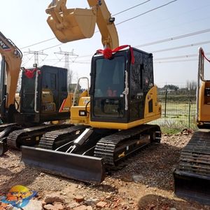 Vente directe d'usine, mini-excavatrice sur chenilles Komatsu PC70-8 d'occasion, haute performance, 6 tonnes, y compris moteur, boîte de vitesses, pompe à engrenages - Product Image 2