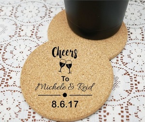 Sous-verres en bois rond classiques antidérapants personnalisés avec logo, réutilisables, épais, écologiques, ensembles avec support, gravés au laser - Product Image 4