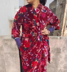 Kimono largo de algodón de lana Coral para mujer, bata con estampado Floral de terciopelo suave, ropa para el hogar, ropa de dormir de talla grande - Product Image 1