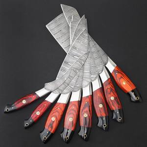 Juego de Cuchillos de Chef de Acero de Damasco de 8 Piezas Nordic Forge, Mangos de Madera, Diseño Ambidiestro, Hojas Hechas a Mano de 67 Capas, OEM Profesional - Product Image 5