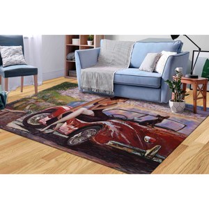 Alfombra Moderna con Estampado de Mujer con Auto Rojo, Alfombra de Chenilla - Product Image 2