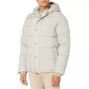 Veste matelassée personnalisée pour hommes Veste matelassée en duvet légère de haute qualité Veste matelassée d'extérieur pour hommes de style décontracté - Product Image 2