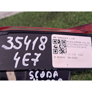 ไฟหยุดด้านหลังซ้ายรวมอยู่กับประตู SKODA Superb Series (3V3) 3V9945307F DCZA (15>) - Product Image 6