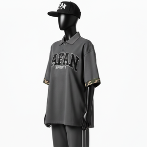 Camiseta Polo de Algodón Premium para Mujer, Color Carbón Suave, Panel de Manga con Contraste de Camuflaje, Logotipo Aplicado, Camisetas Polo de Algodón para Mujer - Product Image 4