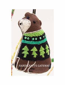 Adorno Navideño Colgante de Árbol de Navidad con Bordado Zari Dorado, Diseño Clásico Hecho a Mano, Forma Personalizable, para Decoración de Fiestas - Product Image 1