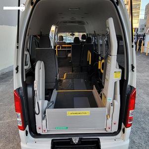 ¡Oferta Imperdible! Toyota Hi-Ace Wagon 2015 Súper Limpia, Cabina Grande, 10 Asientos, Automática, Color Blanco Perla, Van de Lujo - Product Image 6