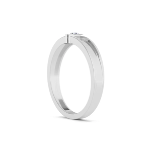 Bague en or blanc contemporain avec diamant de laboratoire pour homme, taille marquise, polissage élégant, parfaite pour le quotidien et les occasions formelles - Product Image 3