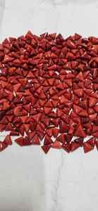 Piedra preciosa de coral natural italiano en forma de triángulo, buena para hacer joyas, buen color, para la elaboración de joyas. - Product Image 3