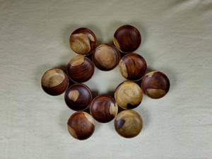 Juego de 6 Cuencos de Madera Hechos a Mano para Dátiles, Duraderos y Aptos para Lavavajillas, para Uso en el Hogar y Banquetes Durante la Temporada del Ramadán - Product Image 5