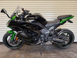 Prêt à être expédié Moto sportive haut de gamme Ninja 1000 SX Écologique Durable Extérieur Toutes saisons Légère Garantie de 3 ans - Product Image 1