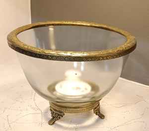 Tazón de metal y vidrio Tazón DE TRABAJO elegante para servir y ensalada, bocadillos, joya con metal dorado - Product Image 1