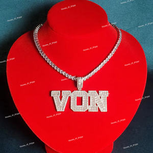 สร้อยคอจี้ตัวอักษรแบบกำหนดเองประดับมอยส์ซาไนต์และเพชร เงินแท้ 925 สำหรับทุกเพศ สไตล์ฮิปฮอปสุดเท่ - Product Image 4