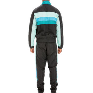 Ensemble de survêtements coupe-vent à la mode pour hommes et femmes Service OEM ODM Vêtements de sport étanches 2 pièces avec logo personnalisé - Product Image 2