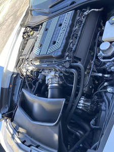 Corvette 2024 d'occasion en excellent état, conduite à gauche, sièges en cuir, caméra de recul, offre spéciale - Product Image 2