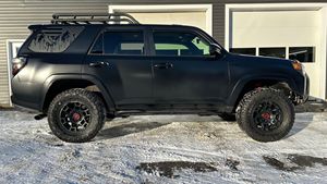 TO-YO-TA YA-4-Ronner TRD Pro 2022, Transmisión Automática, Asientos de Cuero - Product Image 3