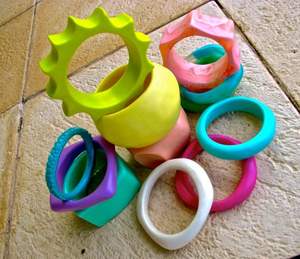 Léger Multicolore Exagéré Éblouissant Carré Acrylique Bracelet Large Irrégulier Résine Bijoux Bracelet Accessoire De Mode - Product Image 4