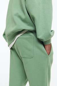 Pantalones Deportivos Gruesos de Algodón con Bordado Personalizado, Estilo Urbano, Anti-Pilling, Transpirables y Acampanados - Product Image 3