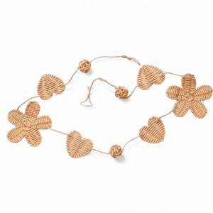 Anneau floral en rotin naturel fait à la main, décoration murale en rotin pour enfants, art mural tissé pour chambre d'enfant en provenance du Vietnam - Product Image 2