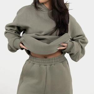 Hoodie court en mohair et cachemire uni pour femme et homme, avec fourrure personnalisée et polaire douce, par Finch Garment - Product Image 3