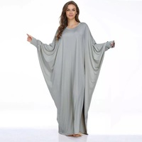 Nouveau style de mode pour femmes Abaya à manches chauve-souris, vêtements musulmans de couleur unie et ample à taille unique, robes musulmanes