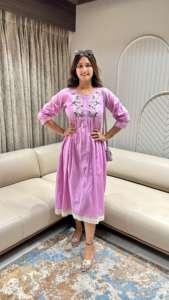 Alta demanda Pure Mal Vestido de algodón con trabajo de bordado para niñas Colección de ropa de oficina de India - Product Image 4