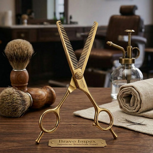 กรรไกรตัดผมคมกริบ สแตนเลส ใบมีดโค้ง สำหรับคนถนัดขวา กรรไกรตัดผมมืออาชีพ สำหรับร้านเสริมสวย ใบมีดคุณภาพพรีเมียม - Product Image 1
