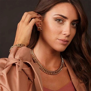 Fabriqué en Italie Boucles d'oreilles pour femmes de haute qualité - Product Image 2