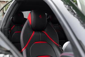 SUPER CLEAN 2024 GT-C4LUSSO SUV Usado con Volante a la Izquierda, Gasolina, con Cámara de 360° y Asientos de Cuero, Listo para Enviar - Product Image 2