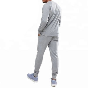 ชุดเซ็ตเสื้อผ้าลำลองผู้ชายสไตล์สตรีทแวร์พิมพ์ลายตามสั่งสำหรับฤดูหนาว  ไซส์ใหญ่ ผ้าฝ้าย 100% น้ำหนักเบา - Product Image 4