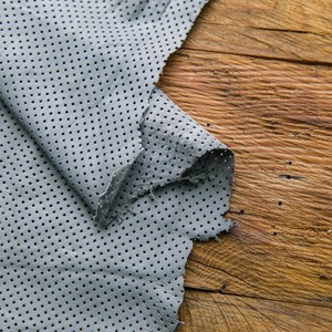 กระเป๋าหนังชุบโครเมียมสีเงินสำหรับผลิตภัณฑ์เครื่องหนังตามสั่งขนาด1ถึง22ตารางฟุต - Product Image 1