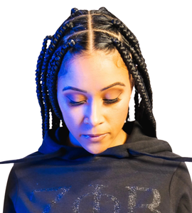 Conjunto Deportivo de Dos Piezas para Mujer, Azul Rey, de la Hermandad Zeta Phi Beta 1920, con Letras Griegas Bordadas, Sudadera con Capucha de Felpa y Pantalones Deportivos - Product Image 5