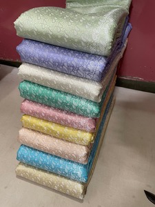 Tela brocada de Jacquard de seda 100%, exquisitos diseños intrincados para ropa elegante, decoración del hogar, tapicería, artesanía de moda - Product Image 5