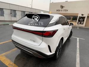 SUV Blanco de Lujo, Vehículo Utilitario Deportivo Nuevo, Vehículo Familiar para Desplazamientos Diarios - Product Image 6